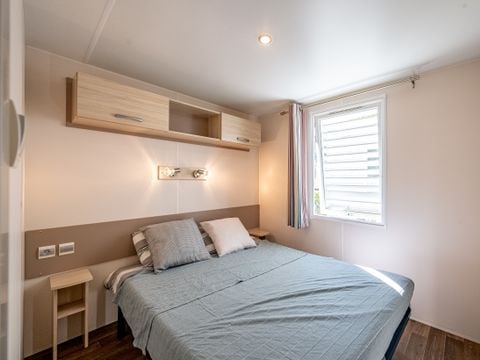 MOBILHOME 5 personnes - 2 chambres avec vue riviere (29 m²) - n°64 à 72