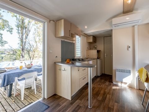 MOBILHOME 5 personnes - 2 chambres avec vue riviere (29 m²) - n°64 à 72