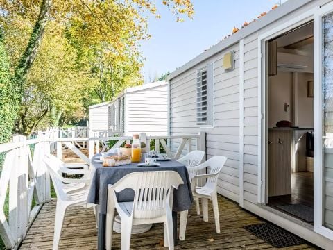 MOBILHOME 6 personnes - 2 chambres avec vue riviere Dimanche/Dimanche (29 m²) - n°64 à 72 6 personnes