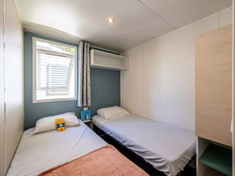 MOBILHOME 6 personnes - Mobil-home 3 chambres en bord de Rivière, climatisé Dimanche/Dimanche (33 m²) n°3 à 5 6 personnes