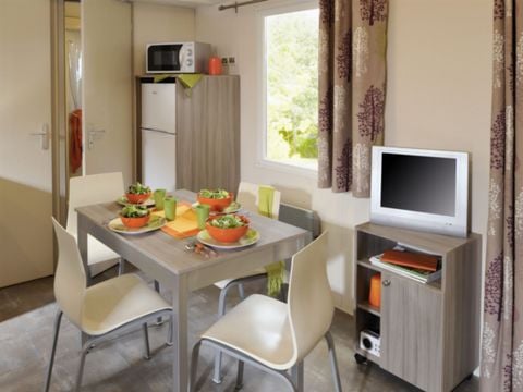 MOBILHOME 8 personnes - 3 chambres CONFORT