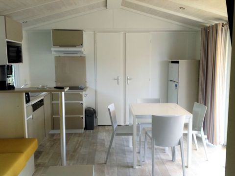 MOBILHOME 8 personnes - 4 chambres 8 personnes