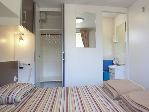 MOBILHOME 6 personnes - Mobil-home | Classic | 2 Ch. | 4/6 Pers. | Terrasse surélevée | Clim.