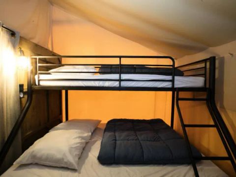 TENTE TOILE ET BOIS 5 personnes - Lodge Premium 3 Pièces 5 Personnes Climatisé