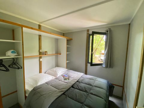 CHALET 5 personnes - en bois - 2 chambres + terrasse