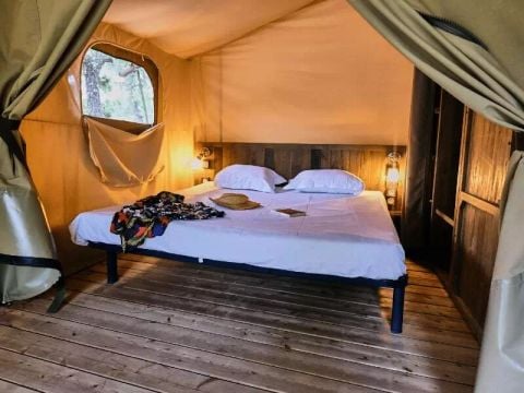 TENTE TOILE ET BOIS 5 personnes - Lodge Confort 3 Pièces 5 Personnes Sans Sanitaires