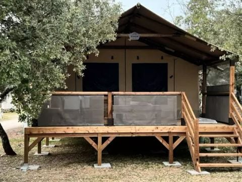 TENTE TOILE ET BOIS 5 personnes - Lodge Confort 3 Pièces 5 Personnes Sans Sanitaires