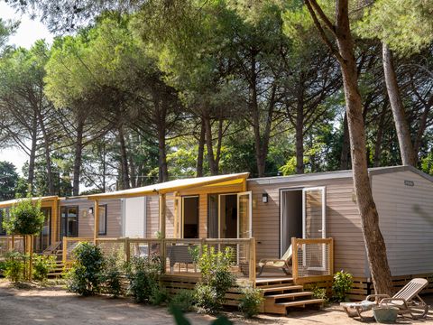 MOBILHOME 4 personnes - Cottage Privilège Plus TV Clim - 2 Ch / 2 Sdb - 4 personnes