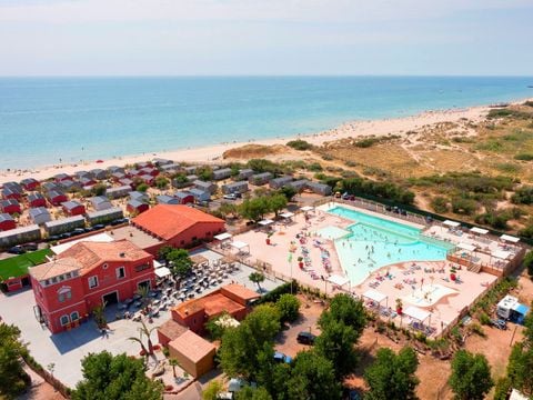 Les Méditerranées - Camping Beach Garden - Camping Hérault - Image N°2