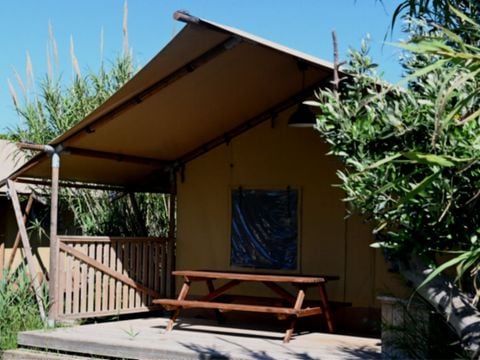 TENTE TOILE ET BOIS 4 personnes - LODGE SAFARI