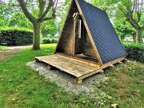 HÉBERGEMENT INSOLITE 2 personnes - Cabanes du Val de Saône (2 Pers)