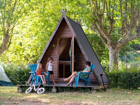 HÉBERGEMENT INSOLITE 2 personnes - Cabanes du Val de Saône (2 Pers)