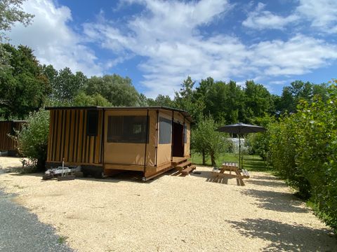 HÉBERGEMENT INSOLITE 5 personnes - Tiny House Toilée Karavan