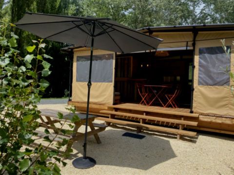 HÉBERGEMENT INSOLITE 5 personnes - Tiny House Toilée Karavan