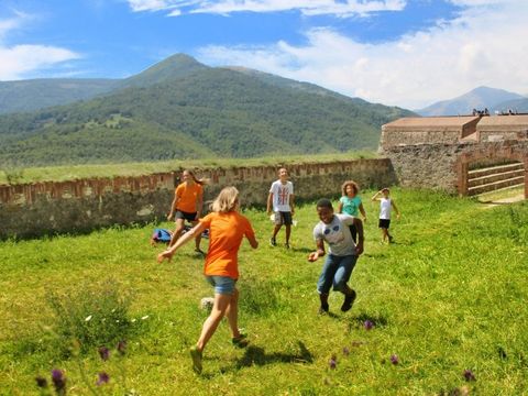 VVF Villages - Le Fort des Pyrénées - Prats de Mollo la Preste - Camping Pyrénées-Orientales - Image N°4