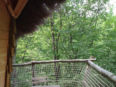 HÉBERGEMENT INSOLITE 4 personnes - Cabane aux Fées (16 m²)