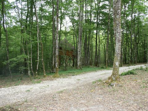 HÉBERGEMENT INSOLITE 4 personnes - Cabane aux Fées (16 m²)