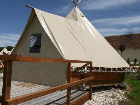 HÉBERGEMENT INSOLITE 2 personnes - Tipi duo