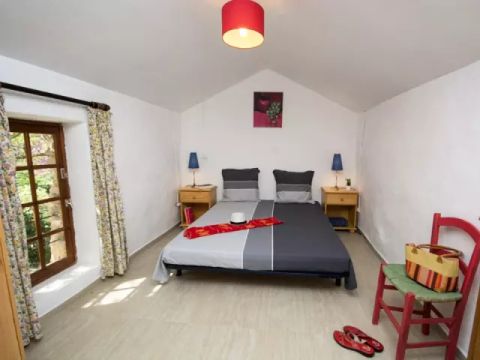 GÎTE 2 personnes - Gîte Roussillon 2 Pièces 2 Personnes + TV + Spa Privatif